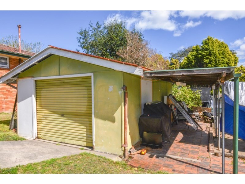 4 Sinclair Street, Gosford NSW 2250