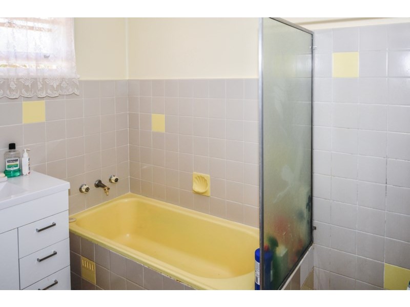 4 Sinclair Street, Gosford NSW 2250