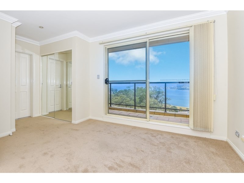 30/92-94 John Whiteway Drive, Gosford NSW 2250