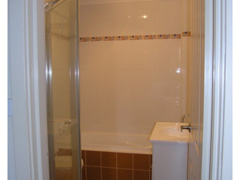 26/19-21 Central Coast Highway, Gosford NSW 2250