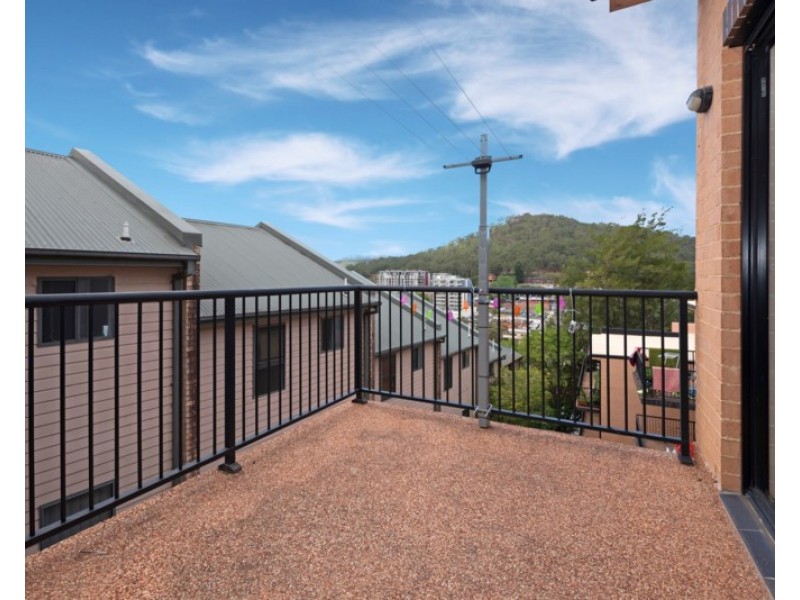 13/52-54 Holden Street, Gosford NSW 2250