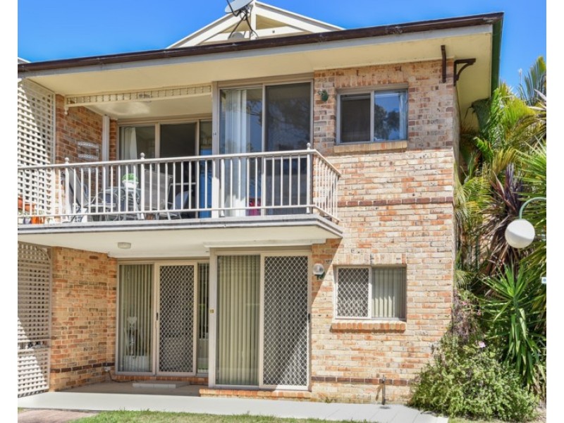 14/12-20 Kinarra Avenue, Wyoming NSW 2250