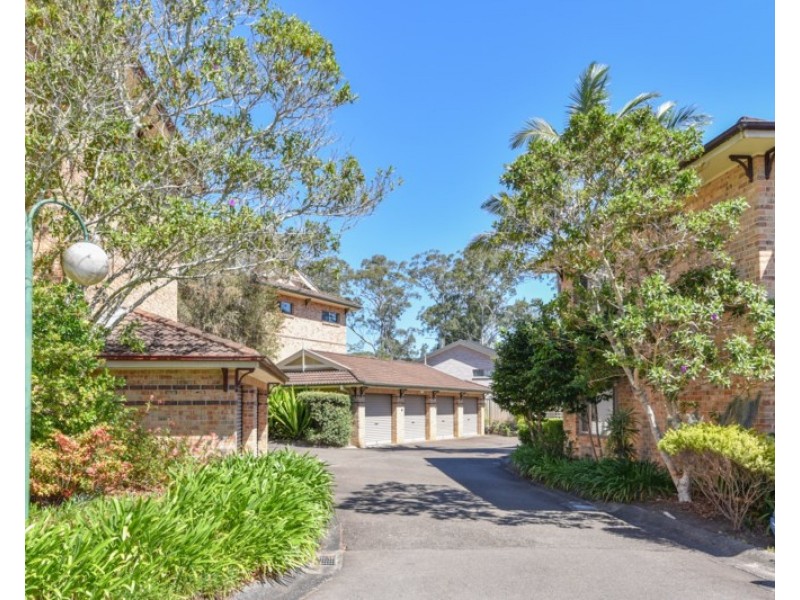 14/12-20 Kinarra Avenue, Wyoming NSW 2250