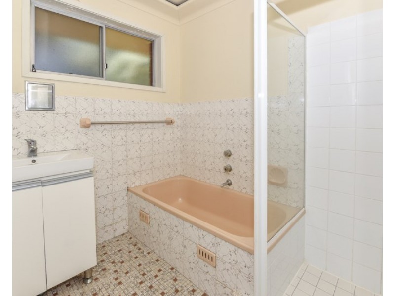 10 Lemon Tree Street, Wyoming NSW 2250