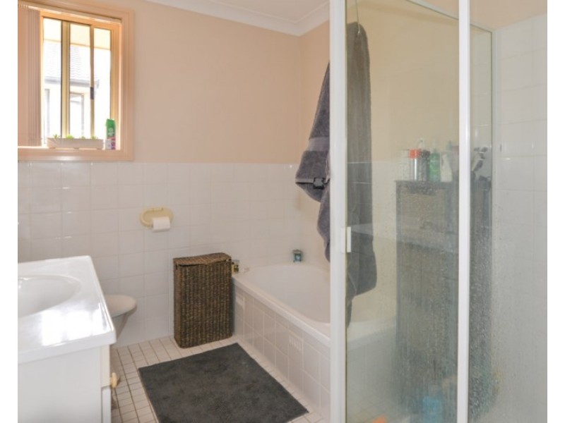 2/44 Wattle Street, East Gosford NSW 2250