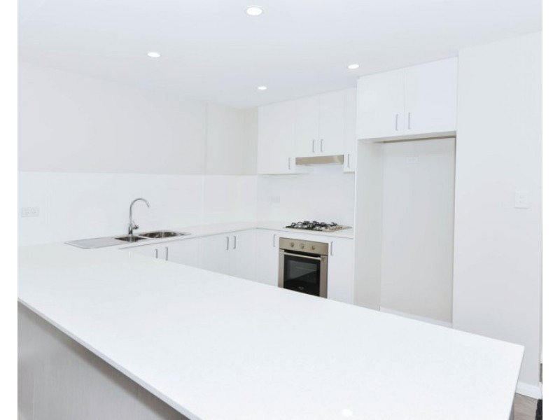 15/71 Faunce Street West, Gosford NSW 2250