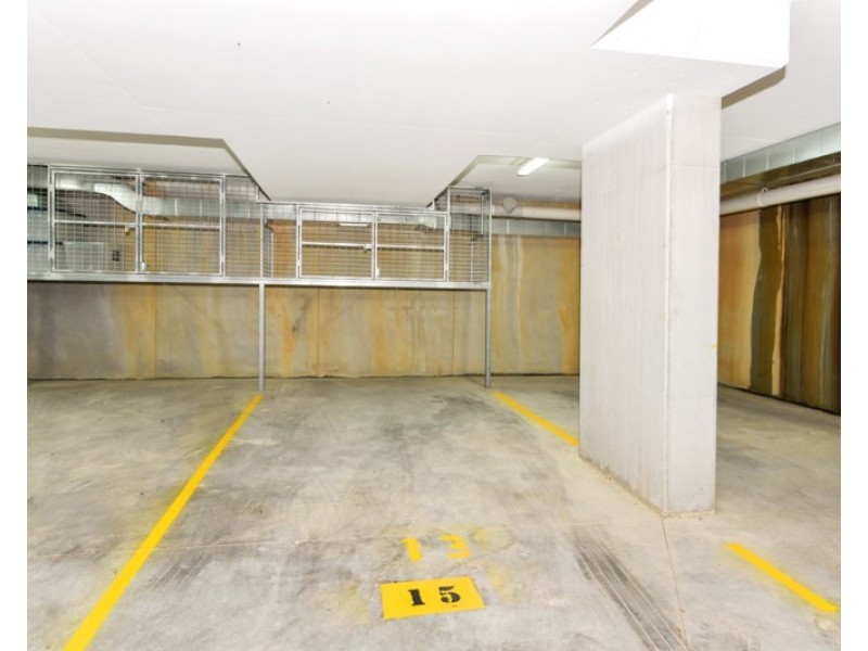 15/71 Faunce Street West, Gosford NSW 2250