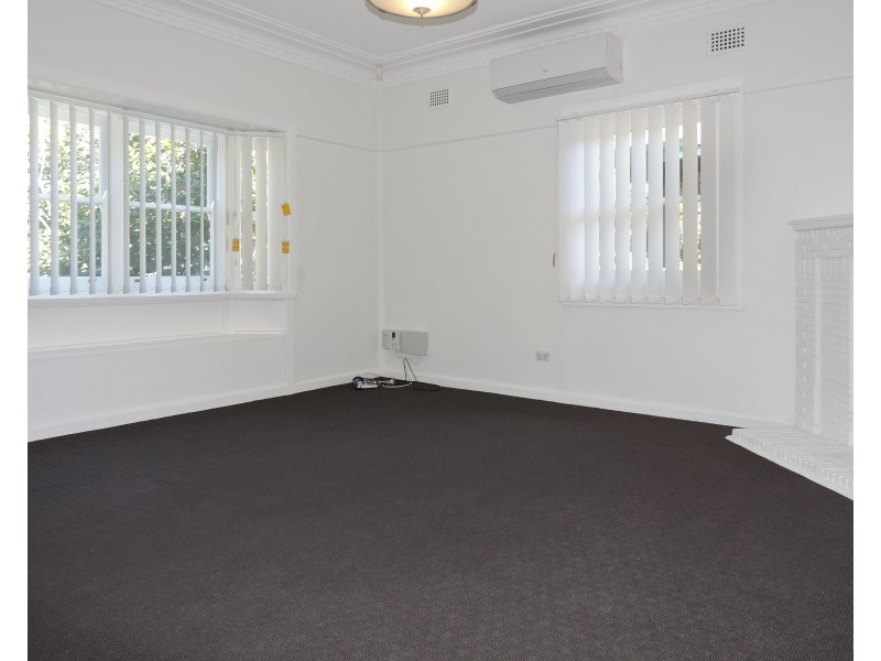 414 Mann Street, Gosford NSW 2250