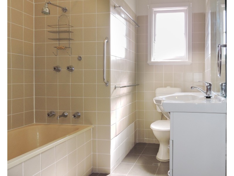 414 Mann Street, Gosford NSW 2250