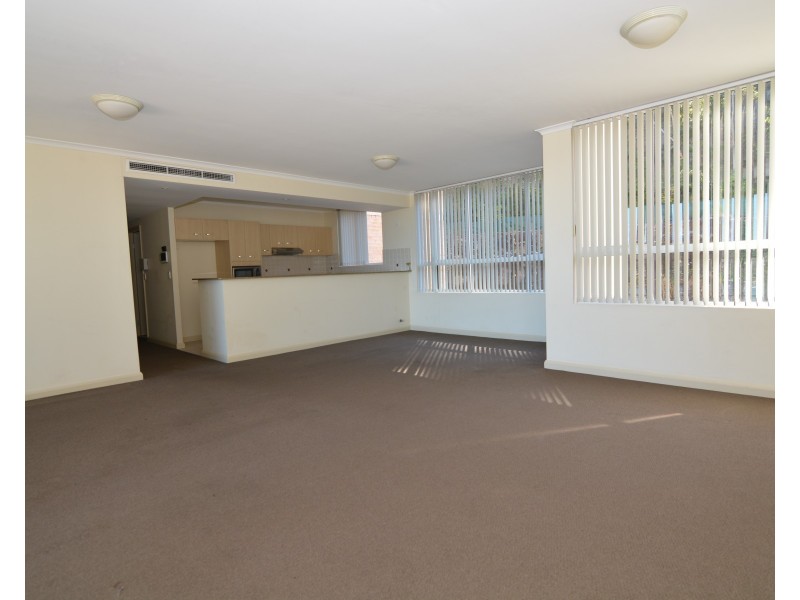 605/97-99 John Whiteway Drive, Gosford NSW 2250