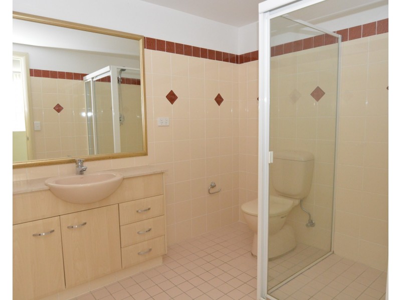 605/97-99 John Whiteway Drive, Gosford NSW 2250