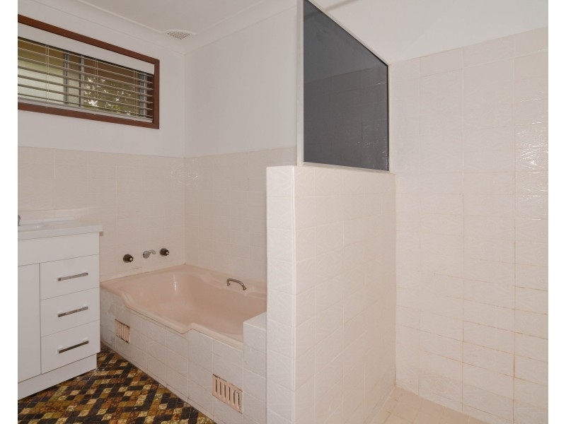 2 The Ridge, Narara NSW 2250