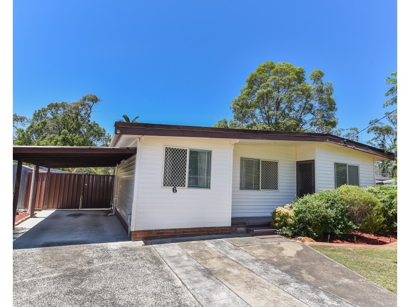 6 Dalton Street, Wyoming NSW 2250