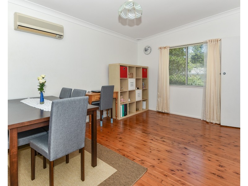 6 Dalton Street, Wyoming NSW 2250