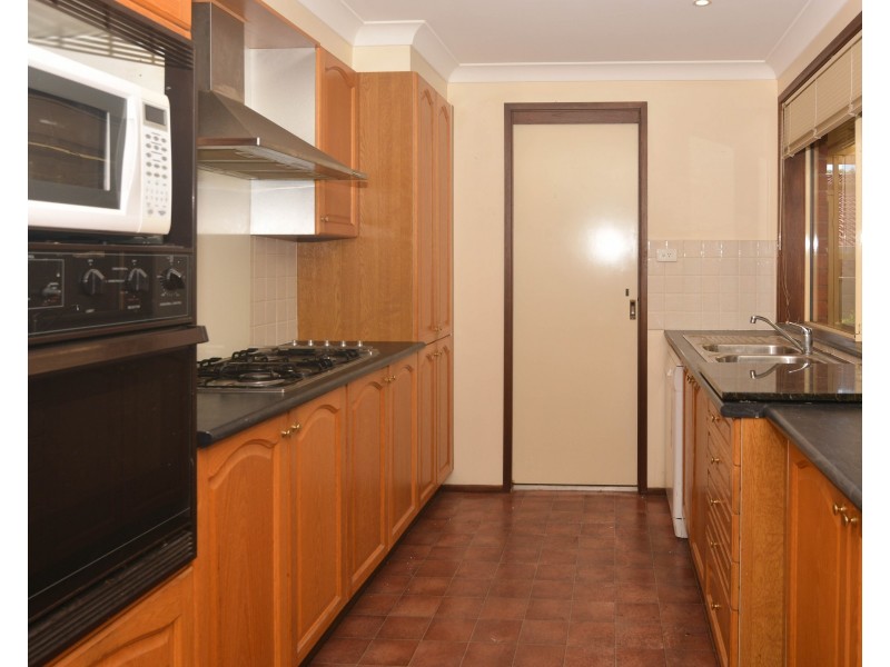 21 Willowin Close, Green Point NSW 2251