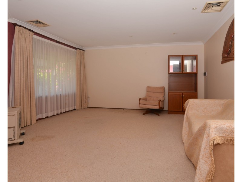 21 Willowin Close, Green Point NSW 2251