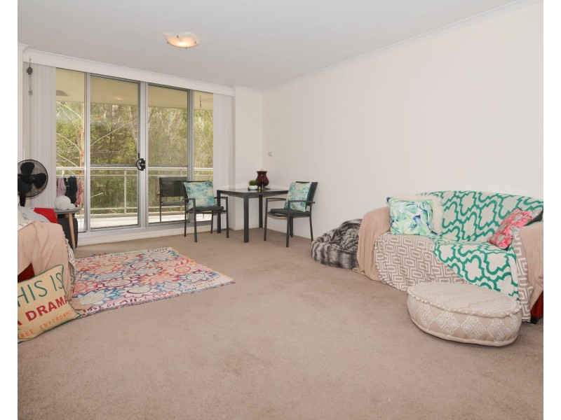 465/80 John Whiteway Drive, Gosford NSW 2250