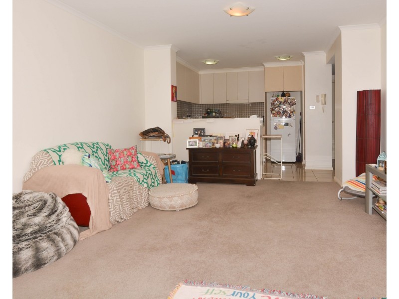 465/80 John Whiteway Drive, Gosford NSW 2250