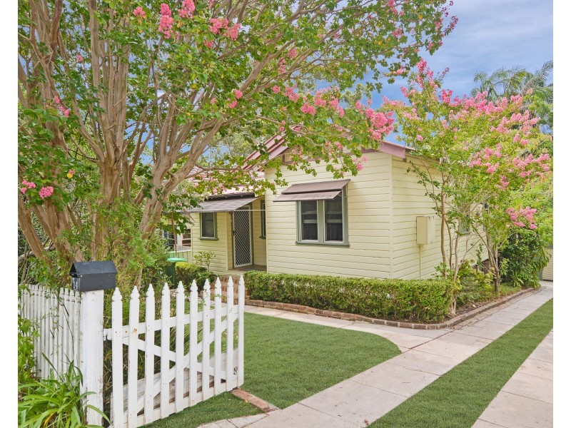 14 Bent Street, Gosford NSW 2250