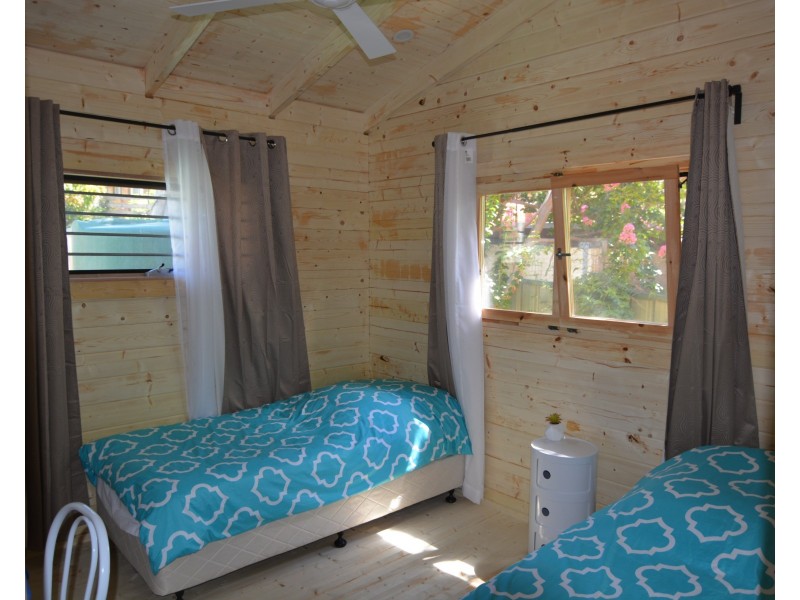 8A Sinclair Street, Gosford NSW 2250