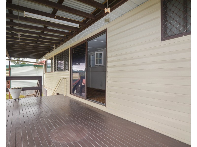 12 Campbell Street, North Gosford NSW 2250