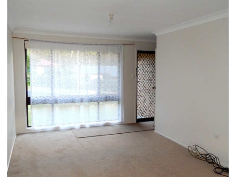 7 Elkhorn Close, Wyoming NSW 2250