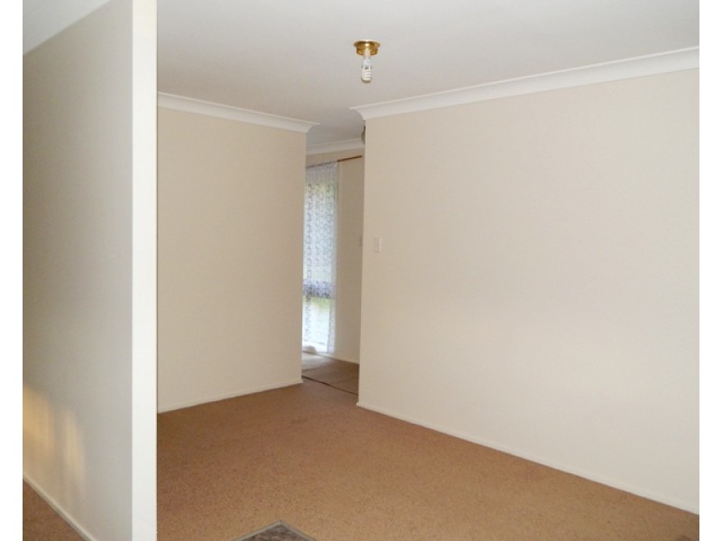 7 Elkhorn Close, Wyoming NSW 2250