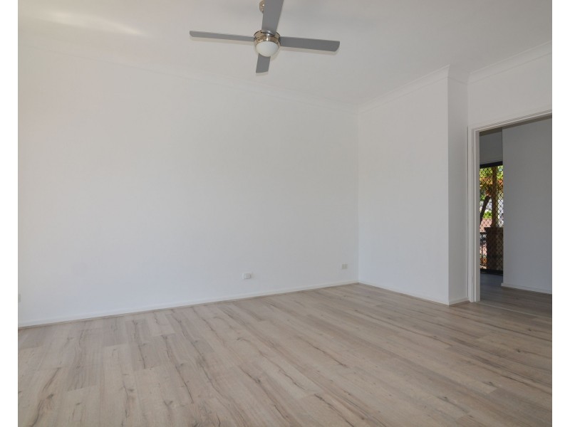 14/12-20 Kinarra Avenue, Wyoming NSW 2250
