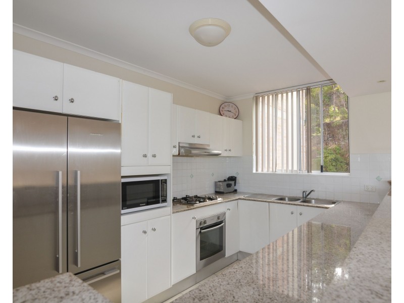 501/97-99 John Whiteway Drive, Gosford NSW 2250