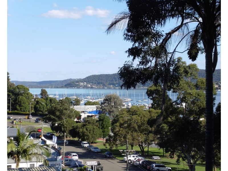 4/68 Henry Parry Drive, Gosford NSW 2250