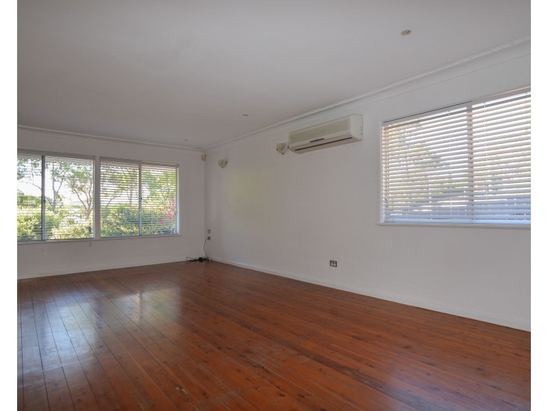 69 Etna Street, North Gosford NSW 2250