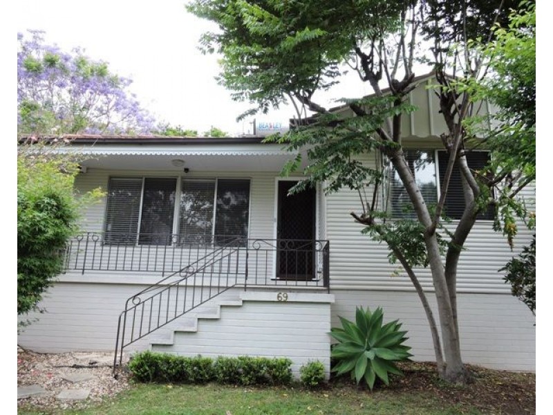 69 Etna Street, Gosford NSW 2250