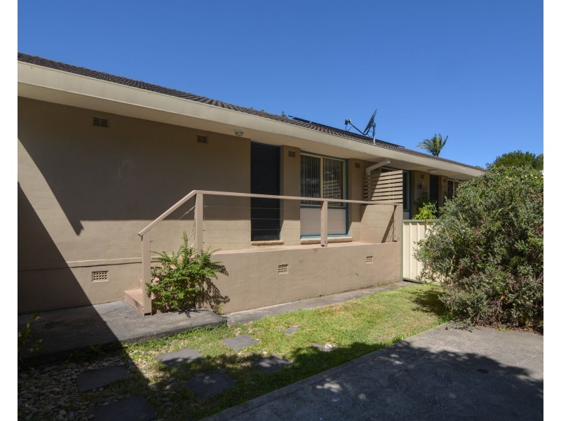 1/9 Lushington Street, East Gosford NSW 2250