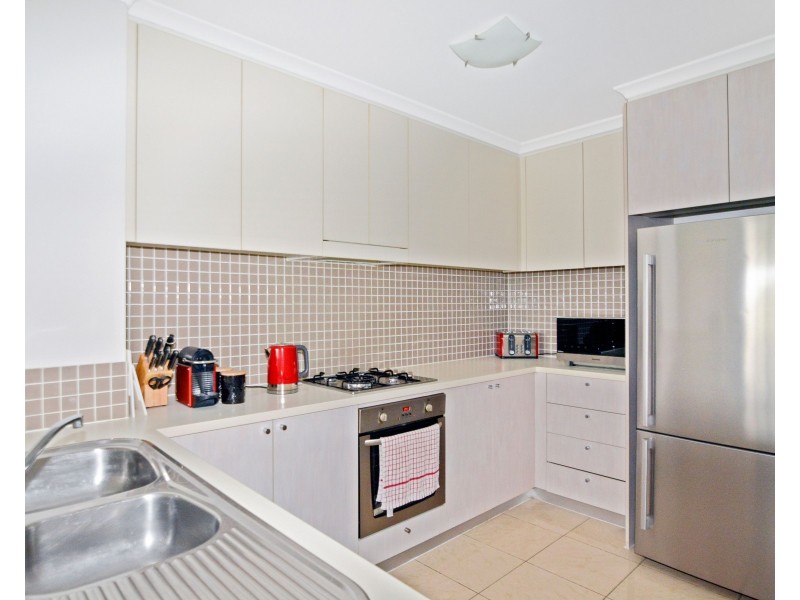154/80 John Whiteway Drive, Gosford NSW 2250