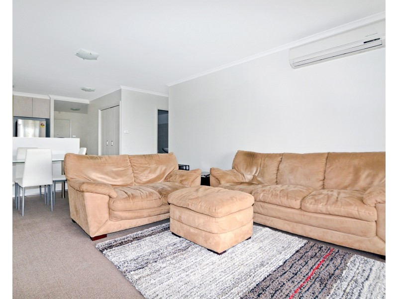 154/80 John Whiteway Drive, Gosford NSW 2250