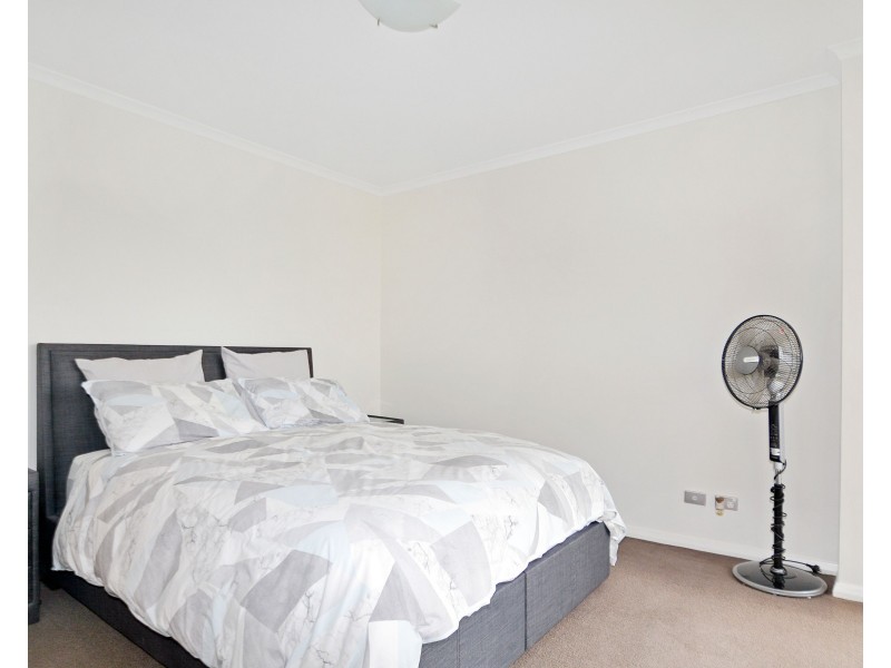 154/80 John Whiteway Drive, Gosford NSW 2250