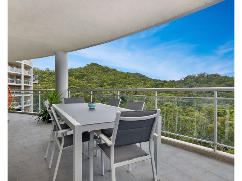 154/80 John Whiteway Drive, Gosford NSW 2250