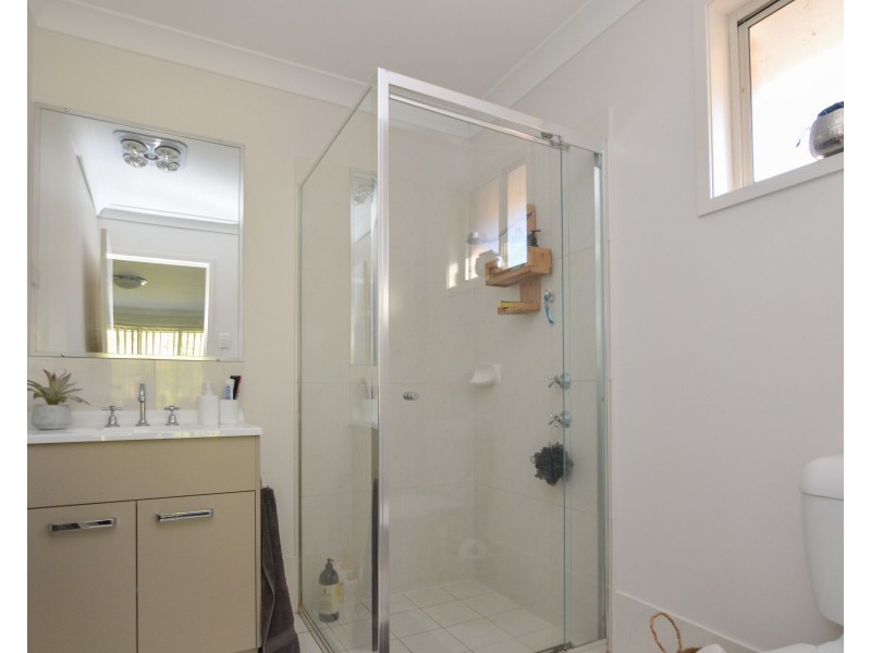 114 Chetwynd Road, Erina NSW 2250