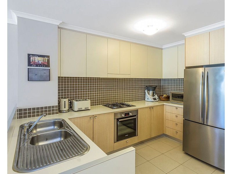 324/80 John Whiteway Drive, Gosford NSW 2250