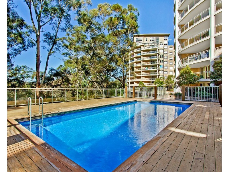 324/80 John Whiteway Drive, Gosford NSW 2250