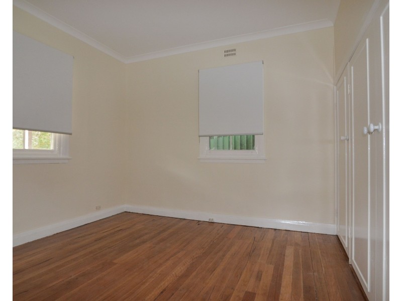 54 Etna Street, North Gosford NSW 2250