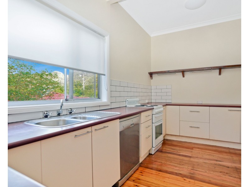 54 Etna Street, North Gosford NSW 2250