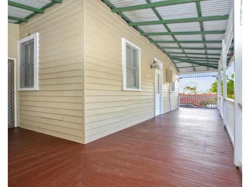 54 Etna Street, North Gosford NSW 2250