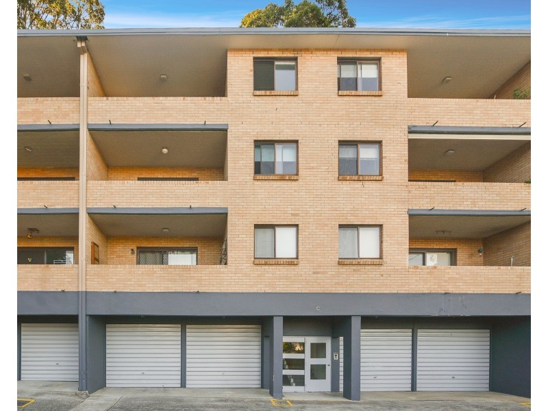 10/9-12 Broadview Avenue, Gosford NSW 2250