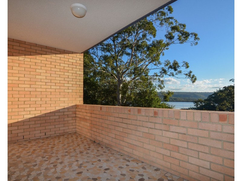 10/9-12 Broadview Avenue, Gosford NSW 2250
