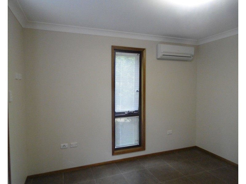 2/7 Spectrum Road, North Gosford NSW 2250