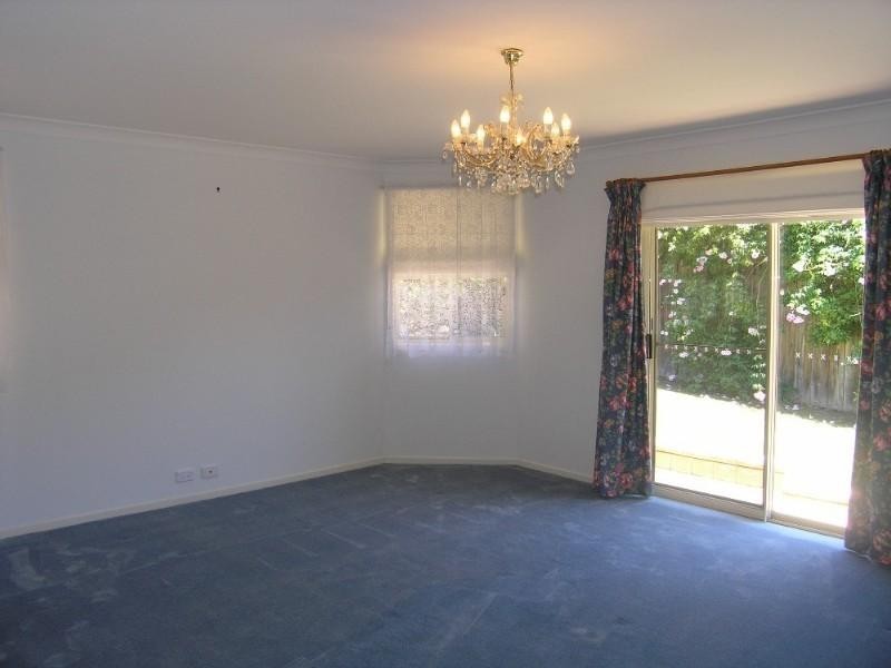 13 Eggeling Street, Erina NSW 2250