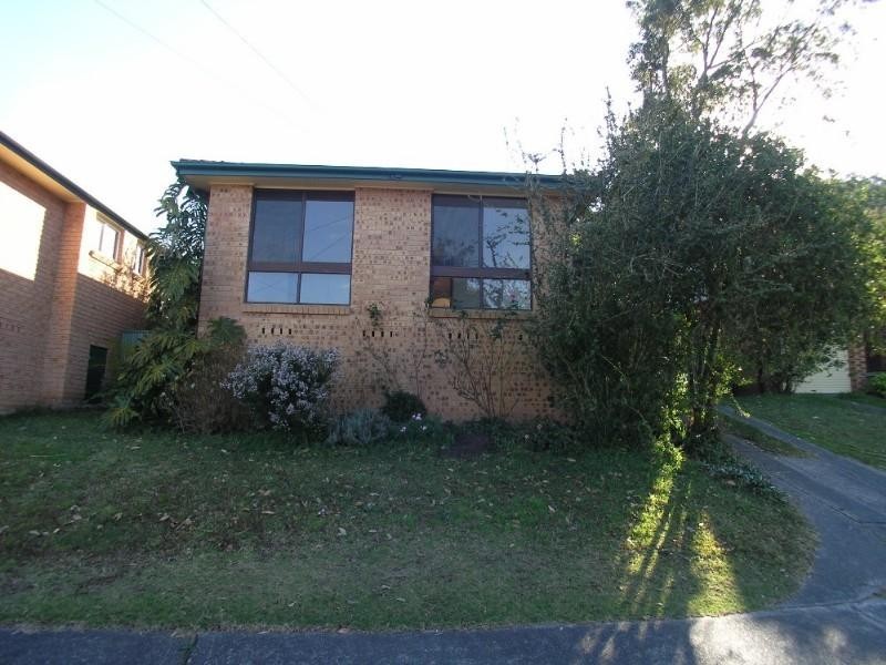 4/7 Lunderston Drive, Narara NSW 2250