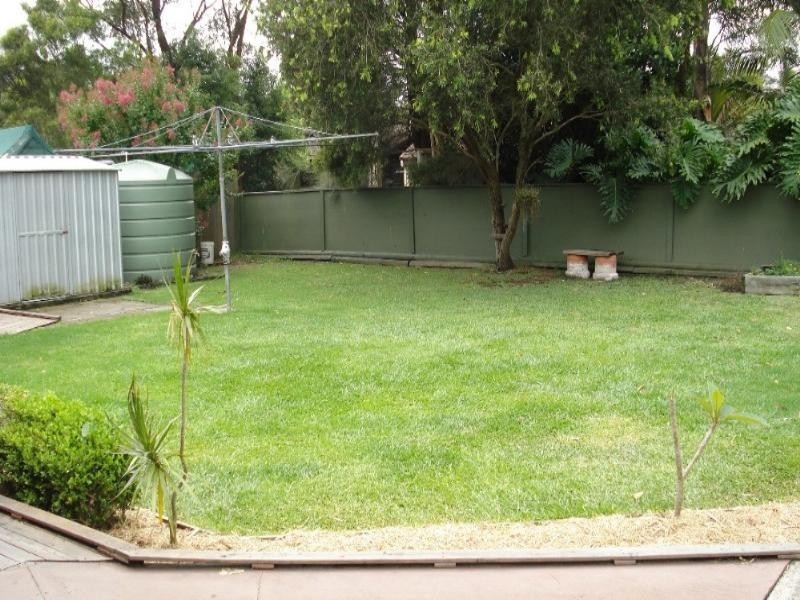 4 Killuna Street, Kincumber NSW 2251