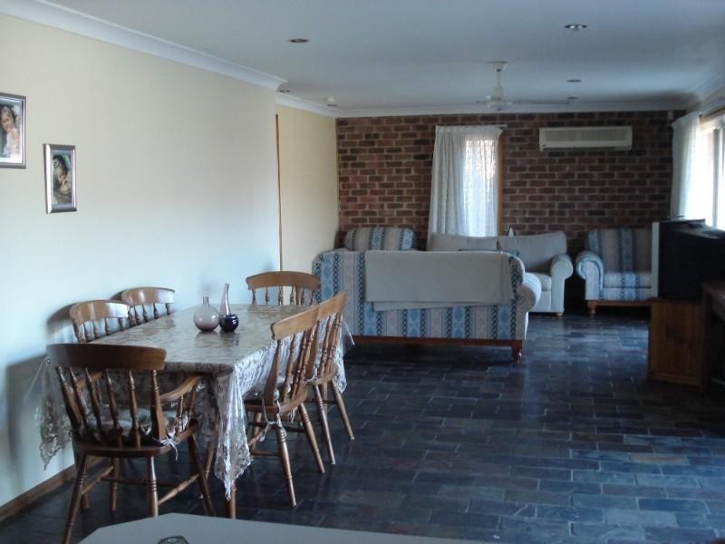 11 Bullock Road, Ourimbah NSW 2258